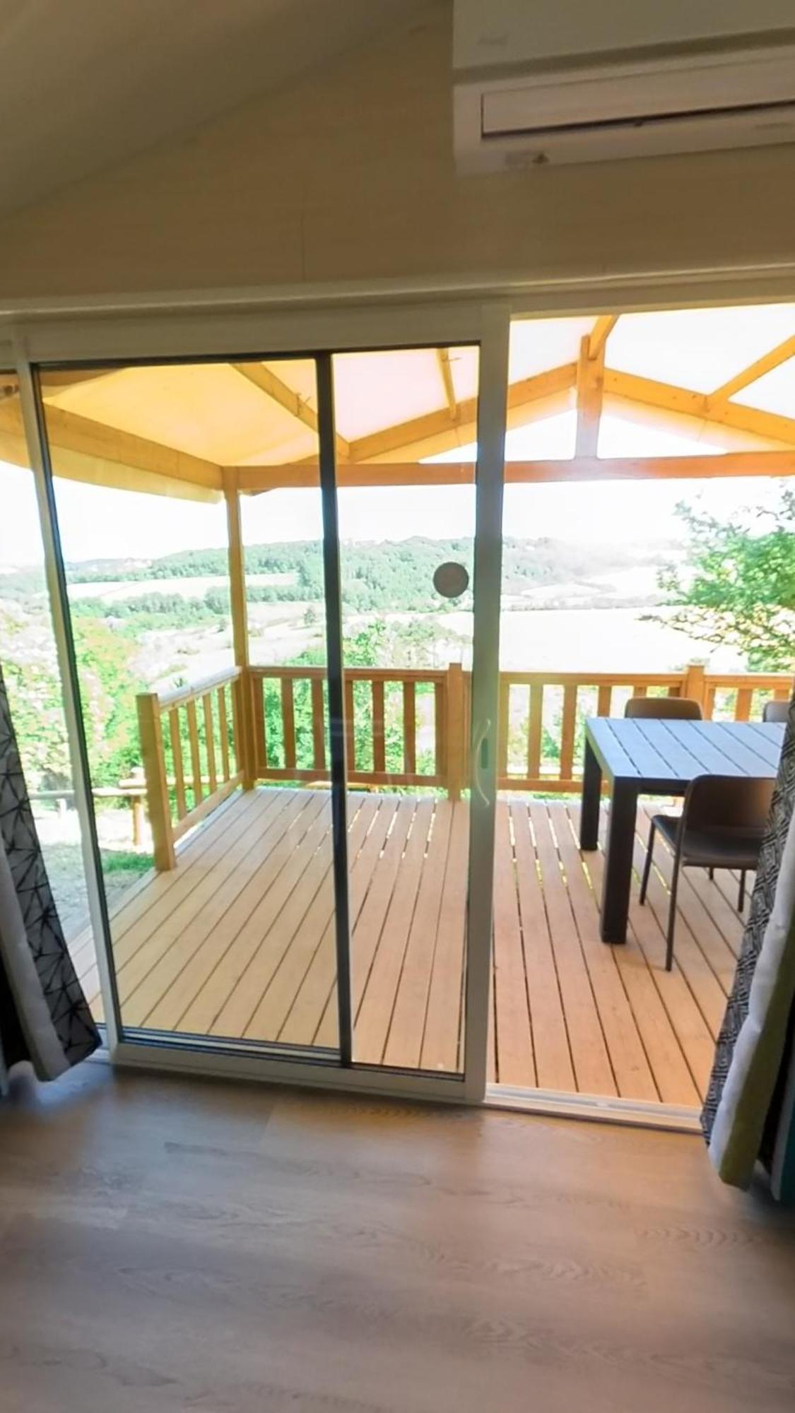 Camping Les Terrasses De Dordogne Rouffignac Saint-Cernin Pokój zdjęcie