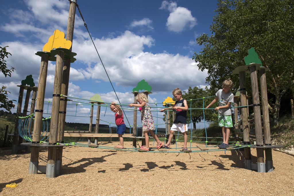 Camping Les Terrasses De Dordogne Rouffignac Saint-Cernin Zewnętrze zdjęcie