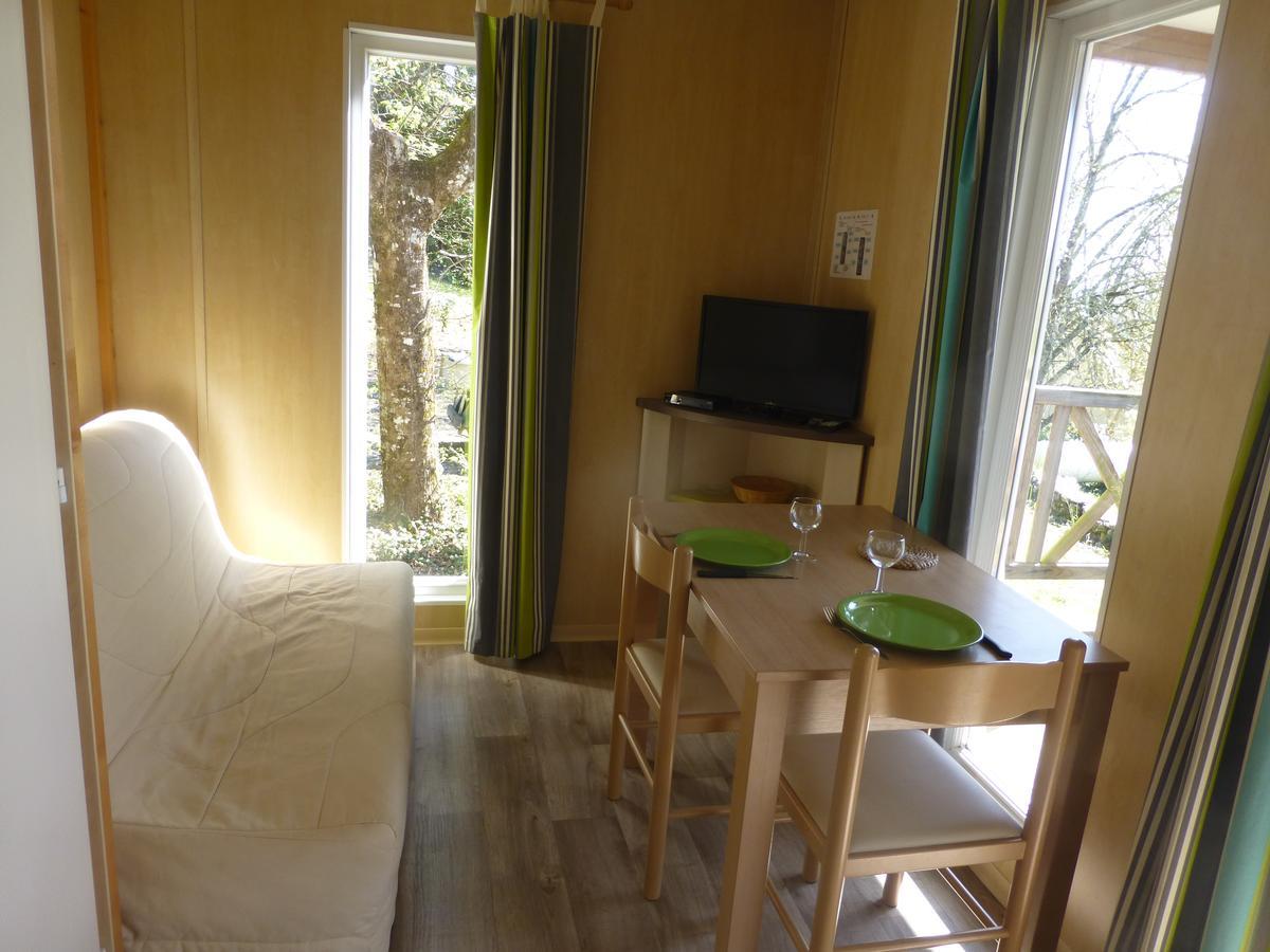 Camping Les Terrasses De Dordogne Rouffignac Saint-Cernin Zewnętrze zdjęcie
